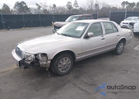 2007 Mercury Grand Marquis Gs z USA, uszkodzony, nr VIN 2MEFM74V97X625830